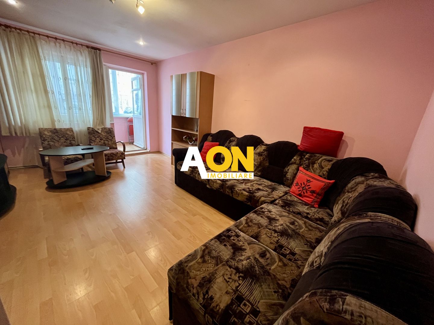 Apartament cu 2 Camere, Zona Cloșca - Poză 3