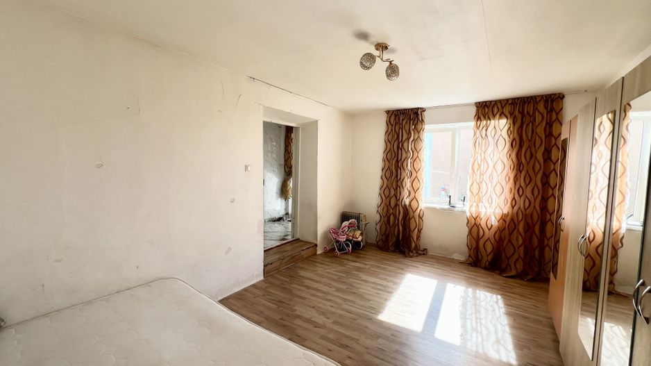 Casa în centrul or.Ialoveni - Poză 7