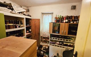 Casa situata in imediata apropiere a Cetatii - Poză 25