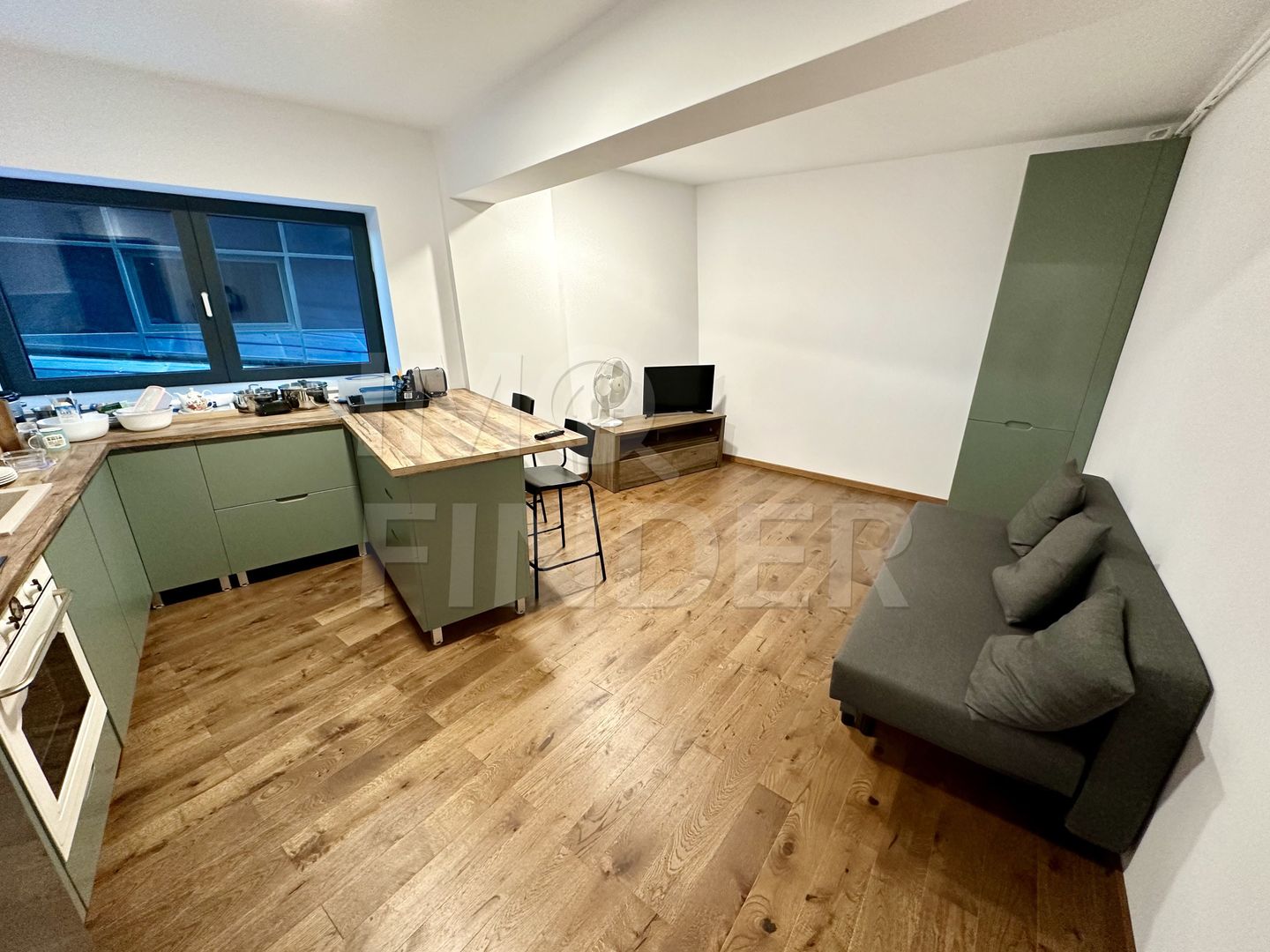 Inchiriere 2 camere, ansamblul WINGS, pet friendly - Poză 3