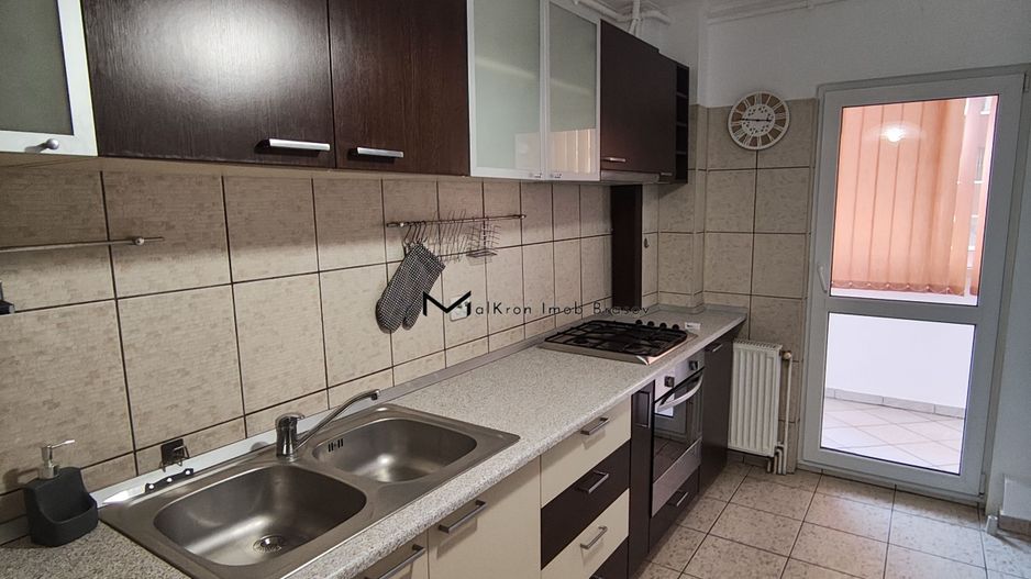 Apartament spațios de închiriat 3 camere Racadau - Poză 1