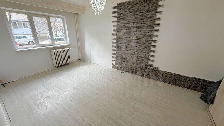 4 Decomandate-Doua bai-Parter-Disponibil Imediat-Zona linistita - Poză 1