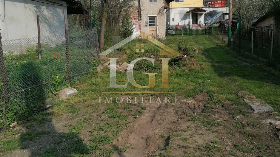 Teren intravilan.Suprafata 1200 mp.Localitatea Moreni.Str. Eroilor  16 - Poză 2