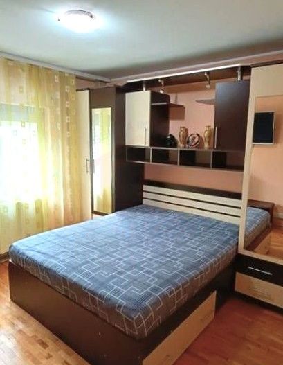 Apartament spațios, 2 camere decomandate, etaj 1, zona Piața Centrală - Poză 3