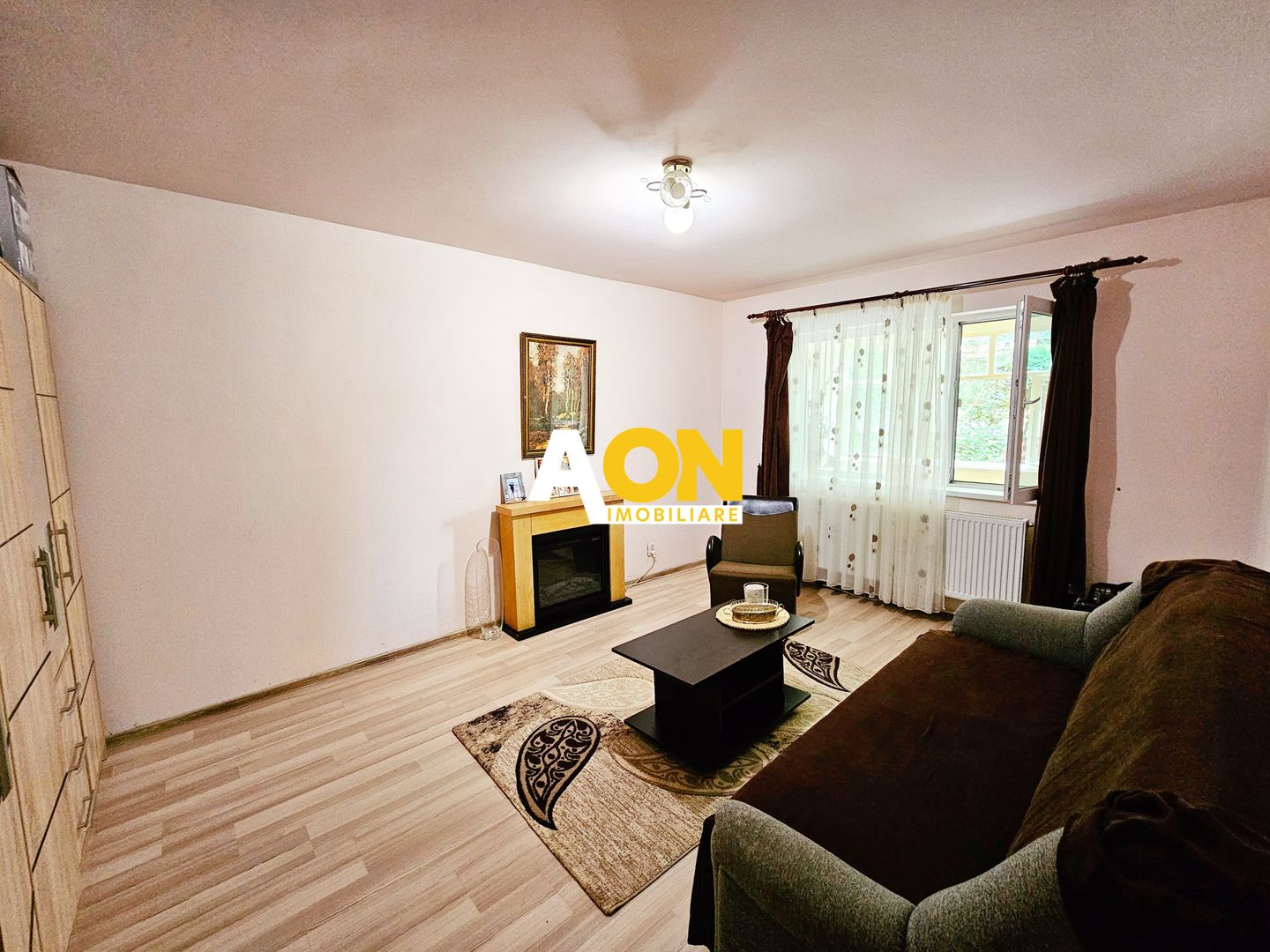 Apartament 4 camere, 2 balcoane, 2 bai, 79 mp utili, zona Closca - Poză 1