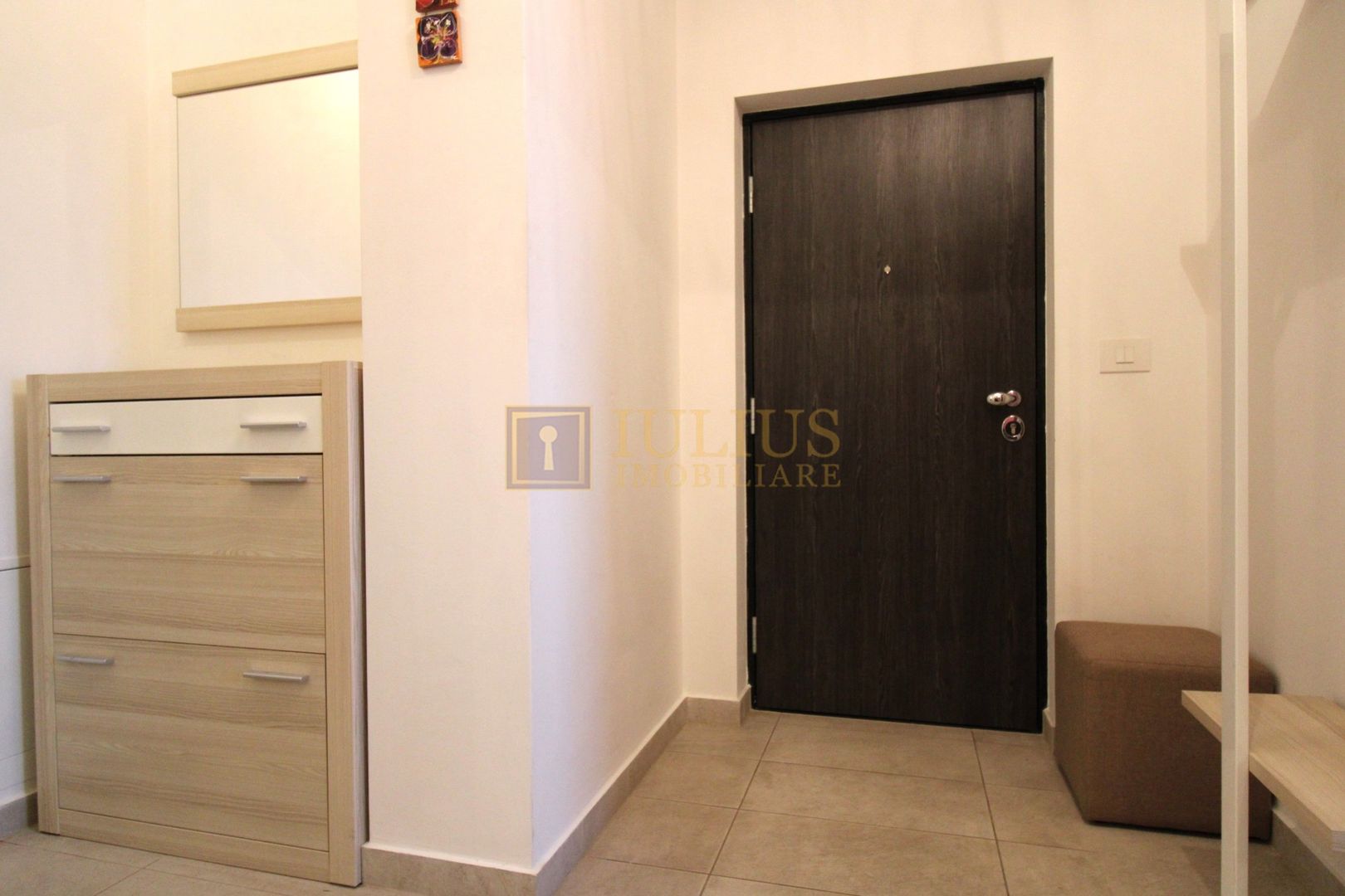 Aradului - Iris, 2 camere, loc de parcare + boxa. - Poză 15