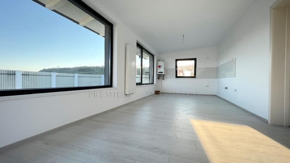 Casa Individuala de vanzare Onesti - Poză 8