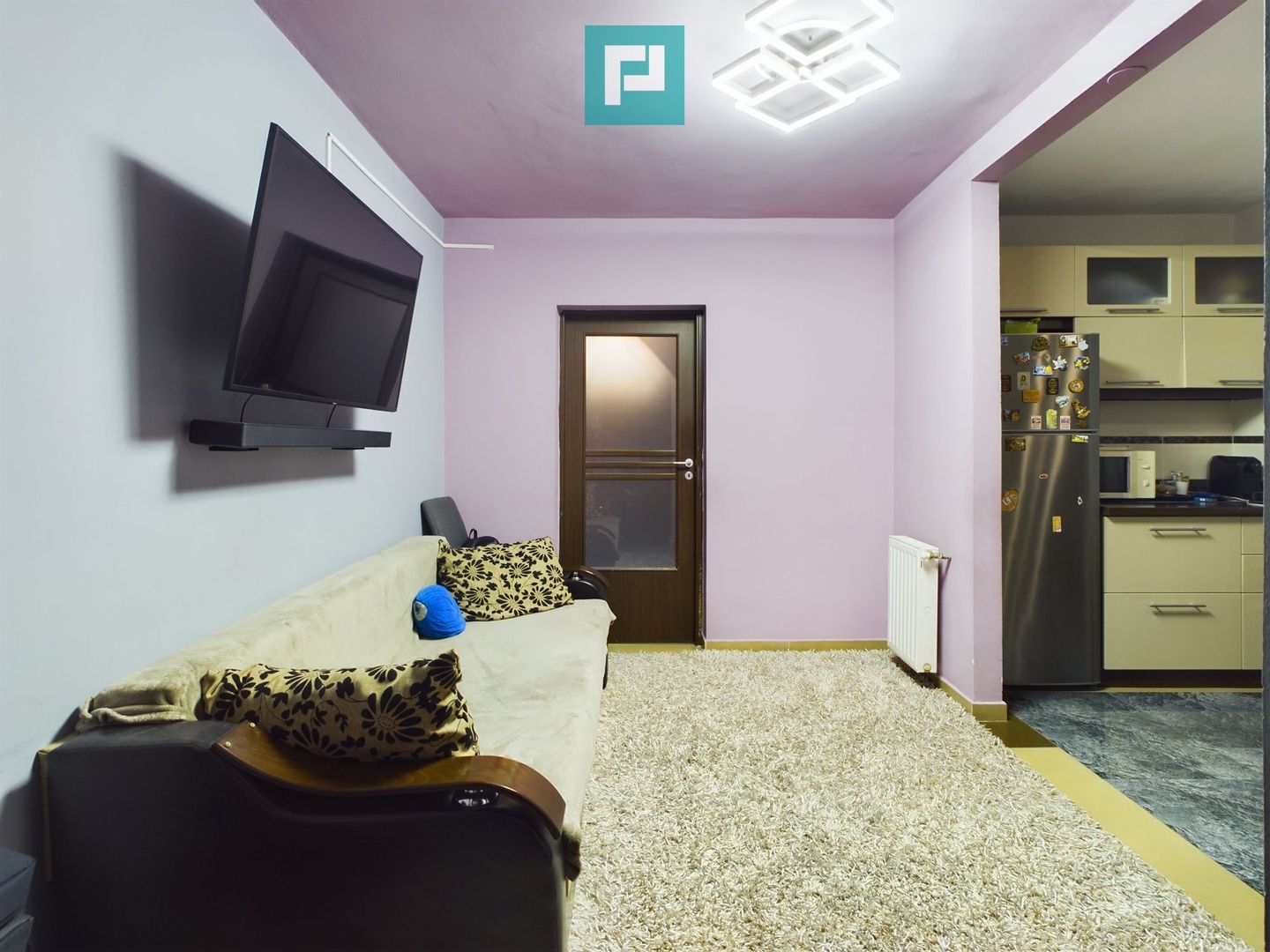 Apartament cu 2 camere decomandat zona Intim - Poză 1