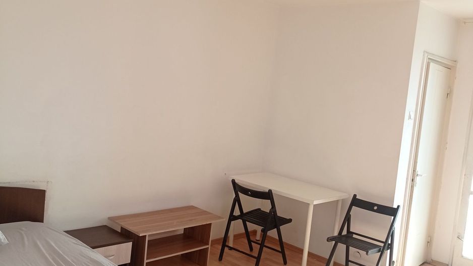 Garsonieră renovată, balcon închis, 50 m de metrou Costin Georgian - Poză 7