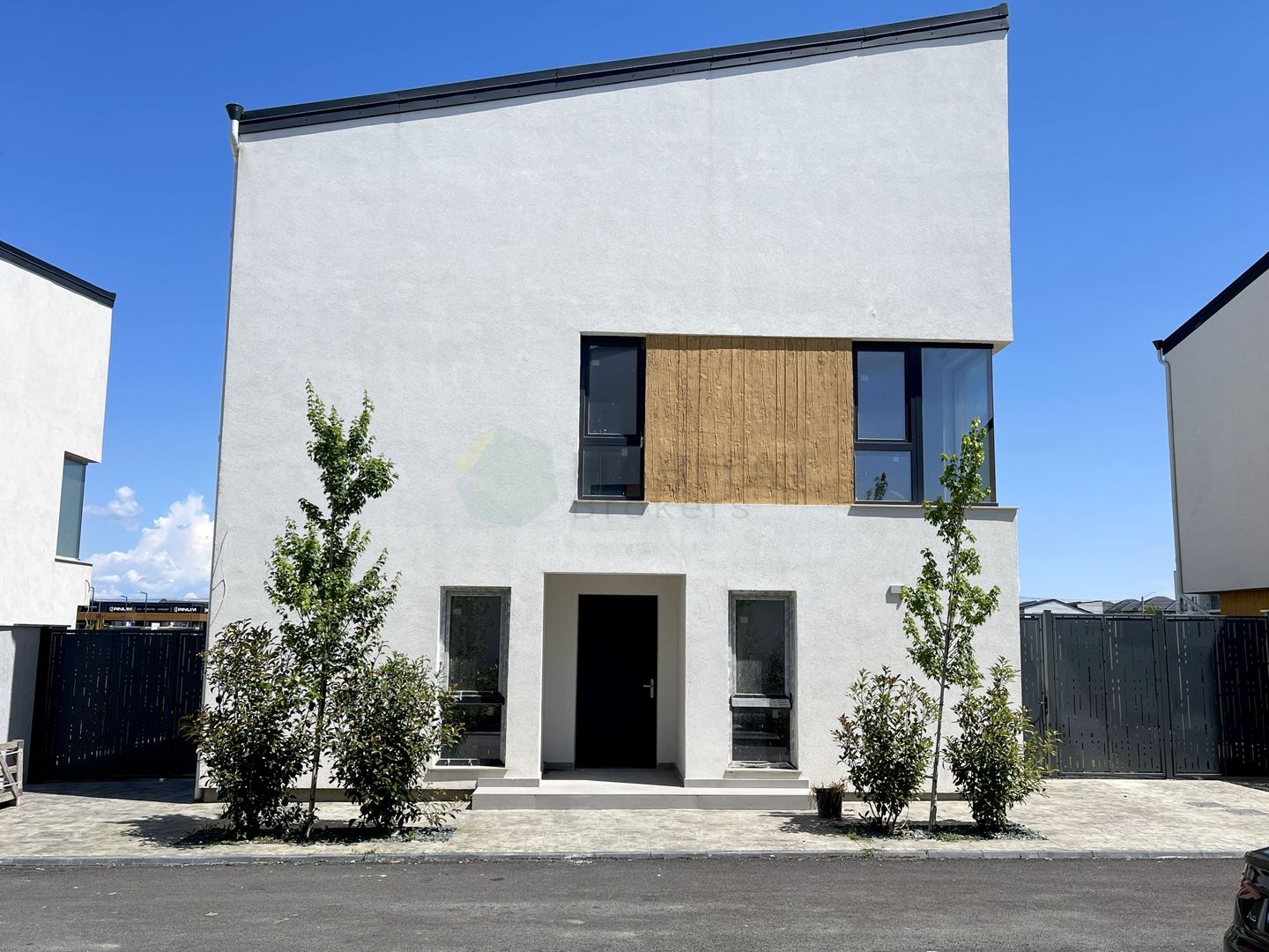 Vila individuala 5 camere Tunari 1 Decembrie - Poză 24