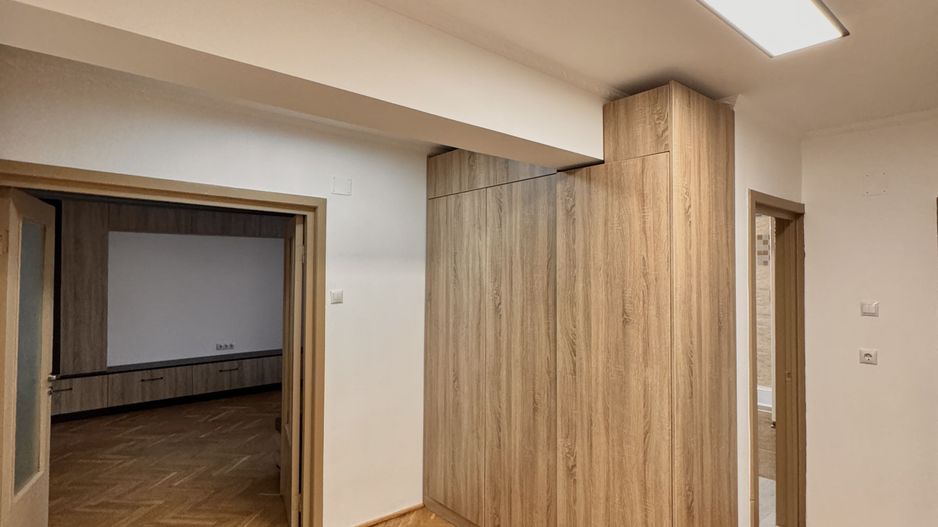 Apartament 3 camere, zonă centrală Oradea - Poză 13