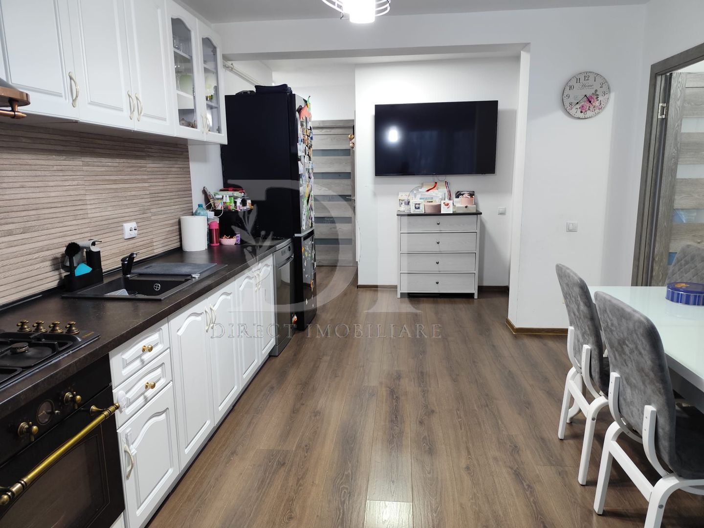 Apartament de inchiriat / etaj intermediar / Zona Porii - Poză 5