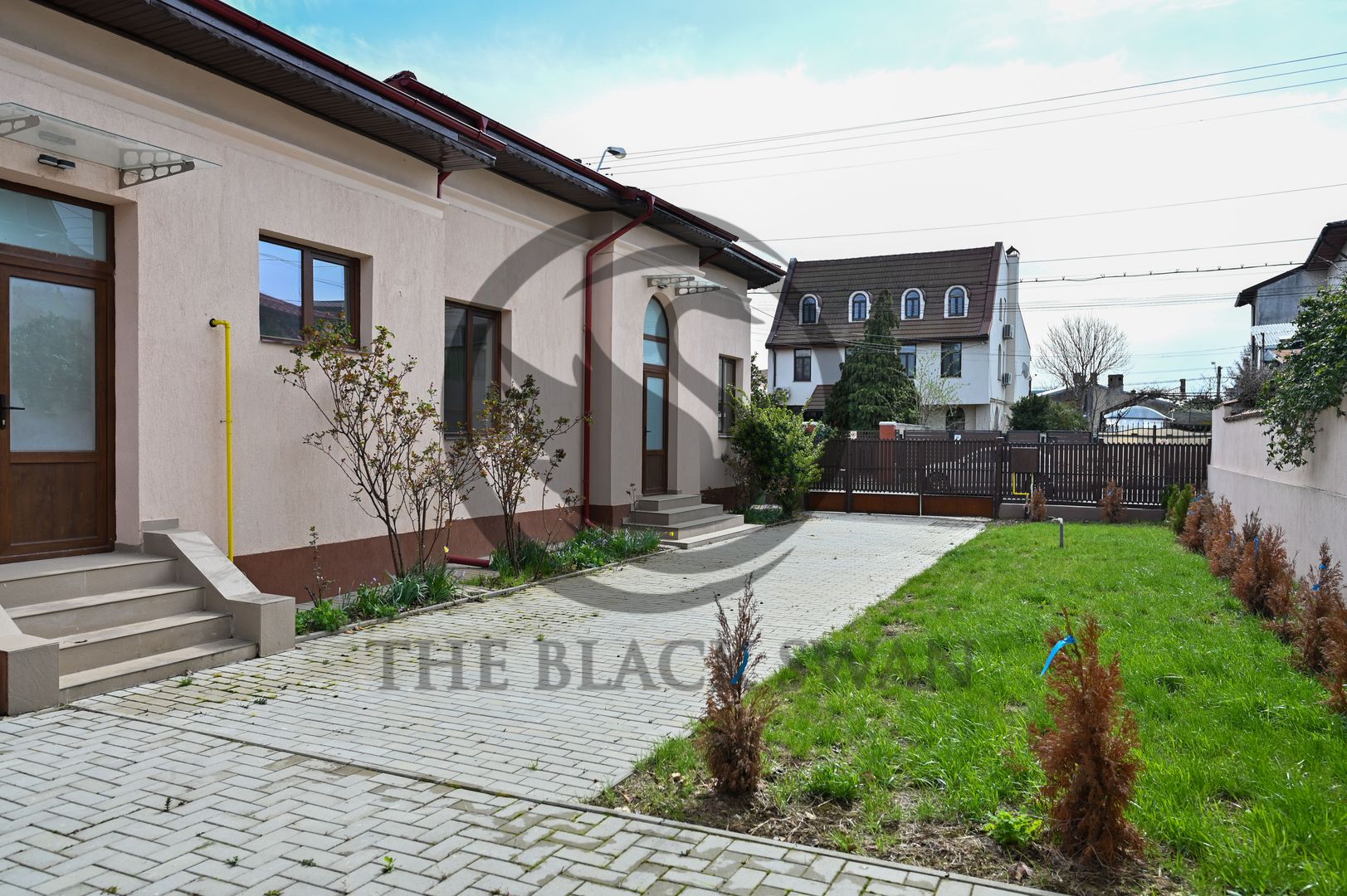 Casa cu 3 camere de vanzare | Complet Renovata | Comision 0% - Poză 4