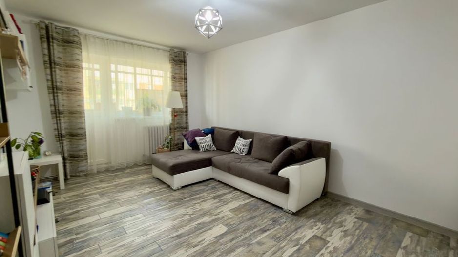 Apartament 2 Camere decomandat, zona Ciuperca - Poză 3