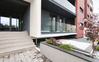 Apartament 3 camere, 2 bai Sibiu central Imobil Top lift garaj boxa - Poză 6