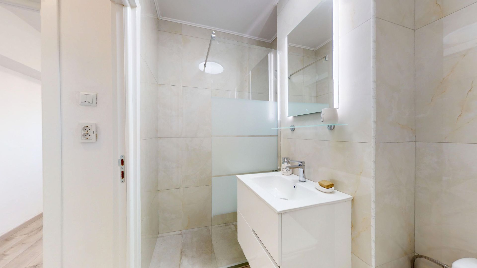 Apartament 4 camere | 120 mp | 3 min Metrou Lujerului - Poză 17