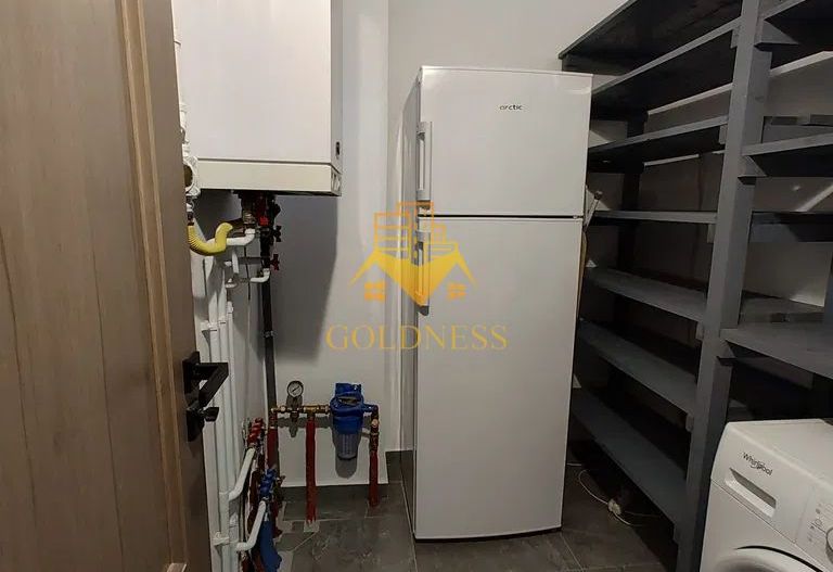 Casă de închiriat, 5 camere, 150 mp curte , parcare, Parcul Armătura - Poză 8