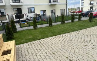 Spatiu comercial cu gradina I Selimbar - Poză 8