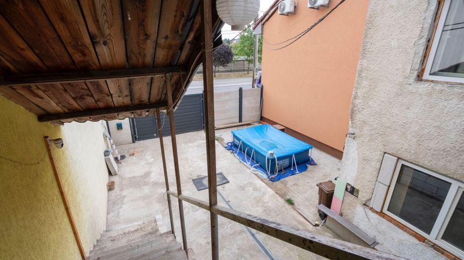 Casa 5 camere in Rogerius, la bulevard, cu acces auto - Poză 16