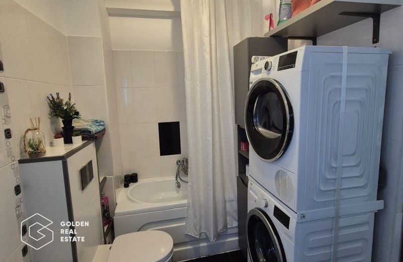 Apartament  cu spatiu de joaca si curte in Giroc - Poză 10