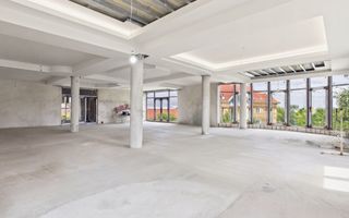 Clădire 850 mp, Czaran Gyula, 8 parcări - Poză 6