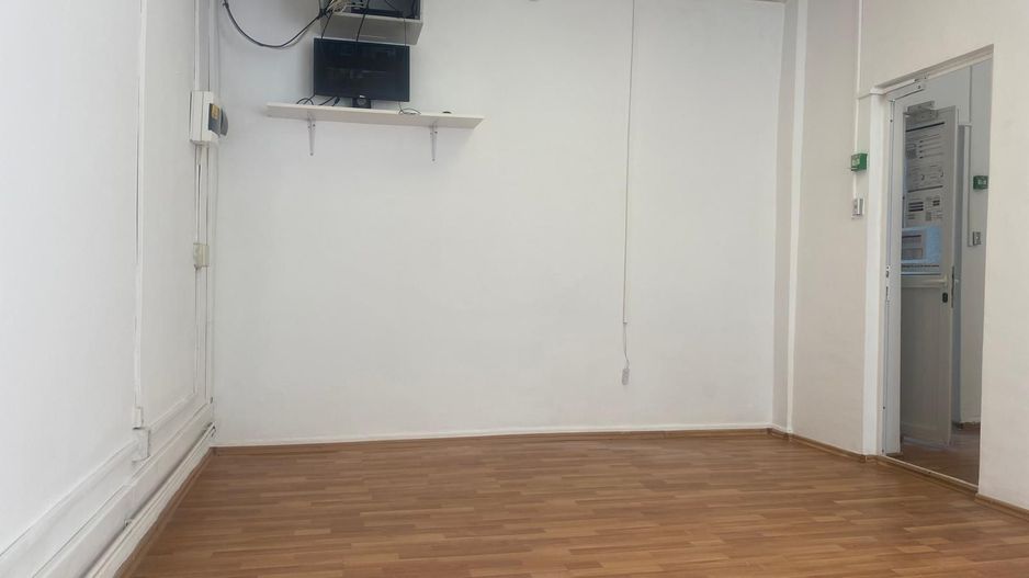 Oportunitate! Vanzare spatiu comercial in centrul orasului Targoviste! - Poză 5