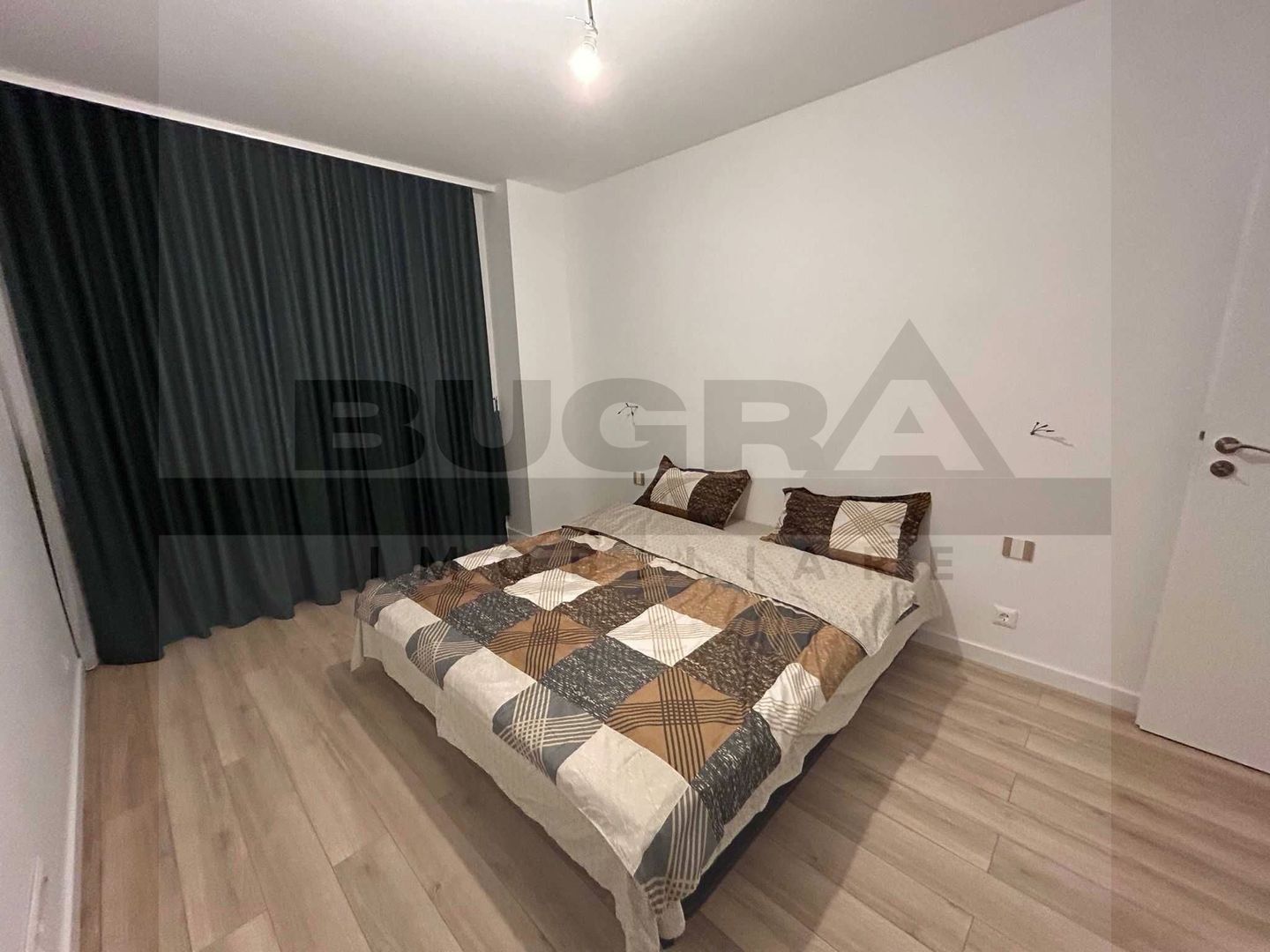 Apartament de 3 camere, bloc nou, 74mp, parcare, boxa, cartier Zorilor - Poză 2