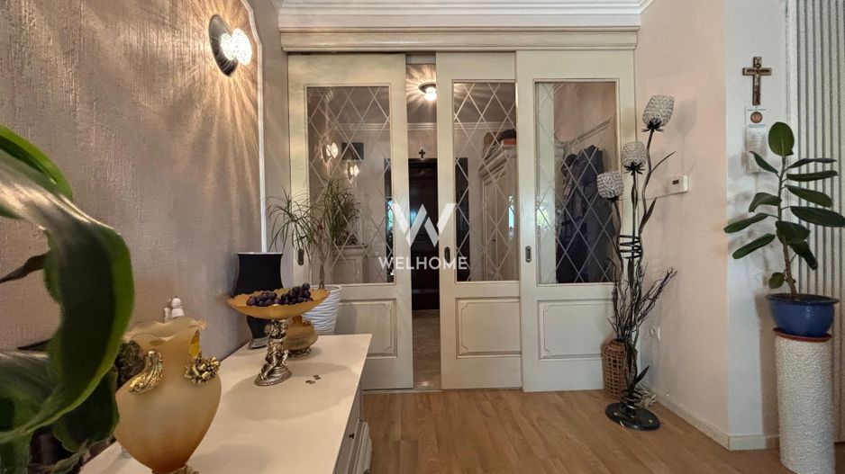 Casă amenajată de designer, garaj și pod locuibil - Șelimbăr - Poză 4