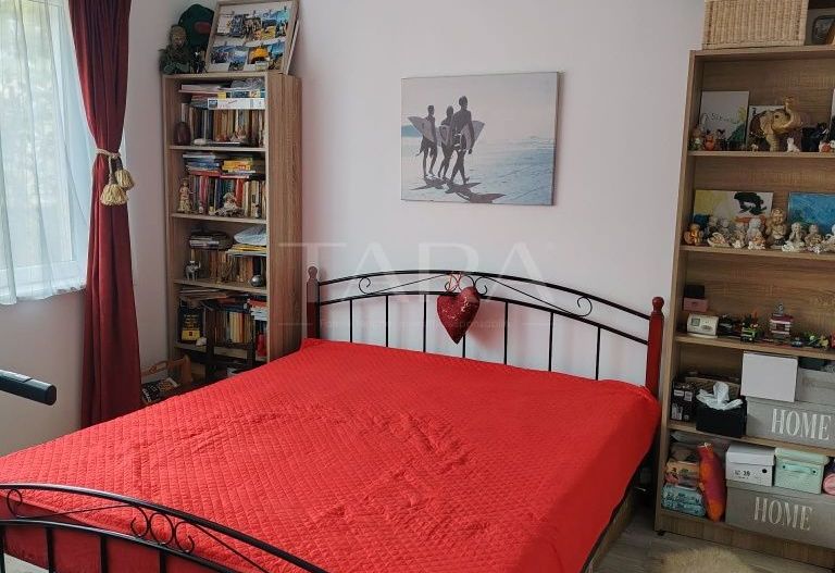 Apartament spațios cu terasă de 20 mp – zonă de case, liniște totală. - Poză 4