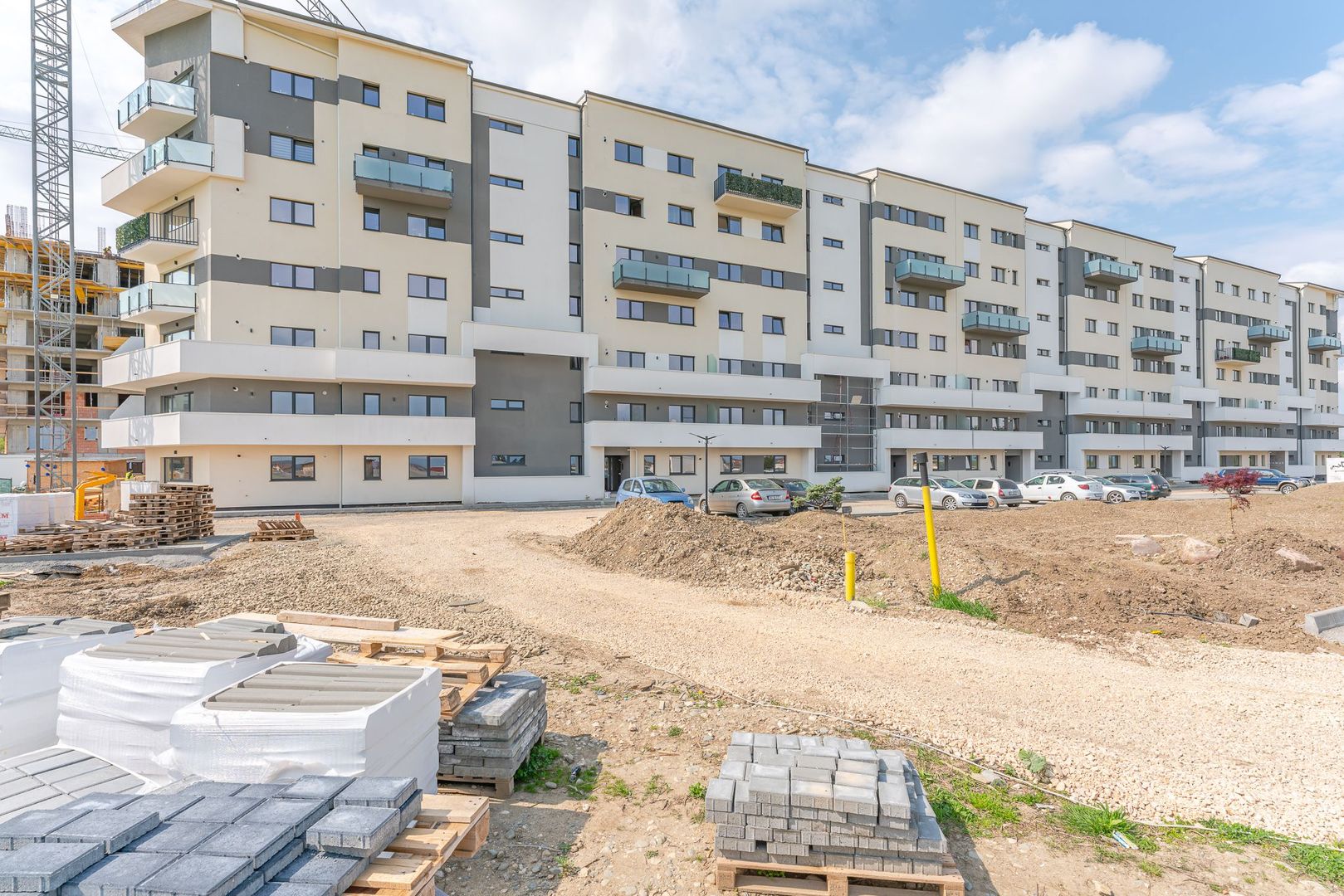 Apartament in bloc nou cu loc de parcare - Poză 2