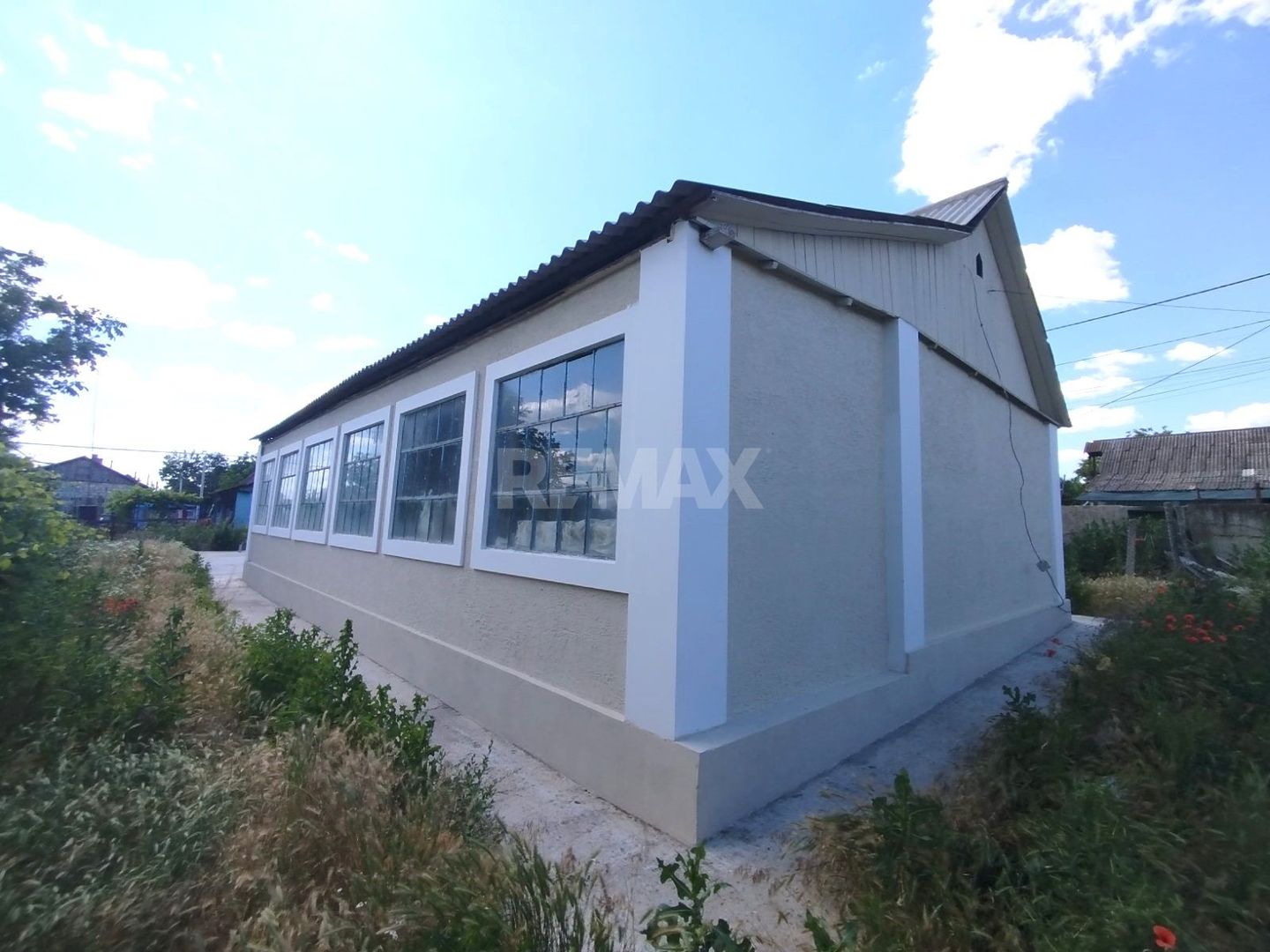 Casă de vânzare – 3 camere, teren generos 18 ari – Bulboaca, Anenii Noi - Poză 2
