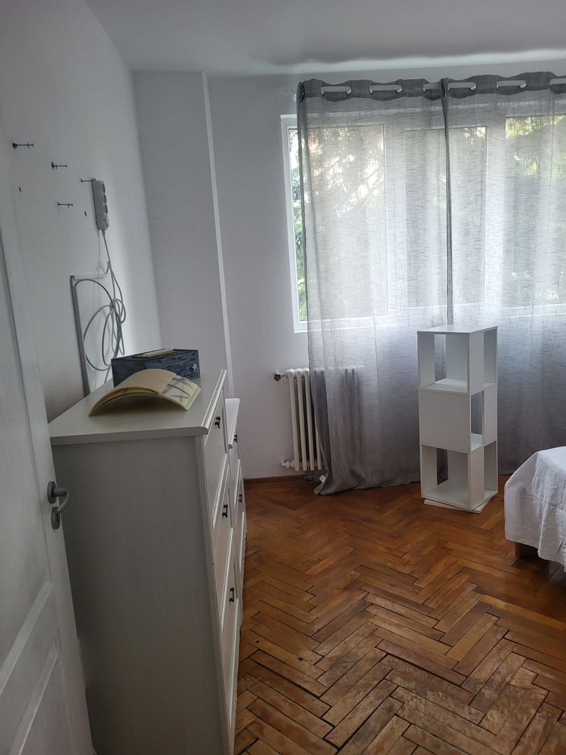 Ap 2 camere bdul Ion Mihalache- lângă facultatea de agronomie! - Poză 2