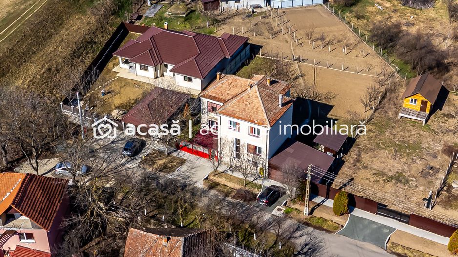 Preț NOU! Casa P+2 în zona centrală Chișineu-Criș - Poză 1