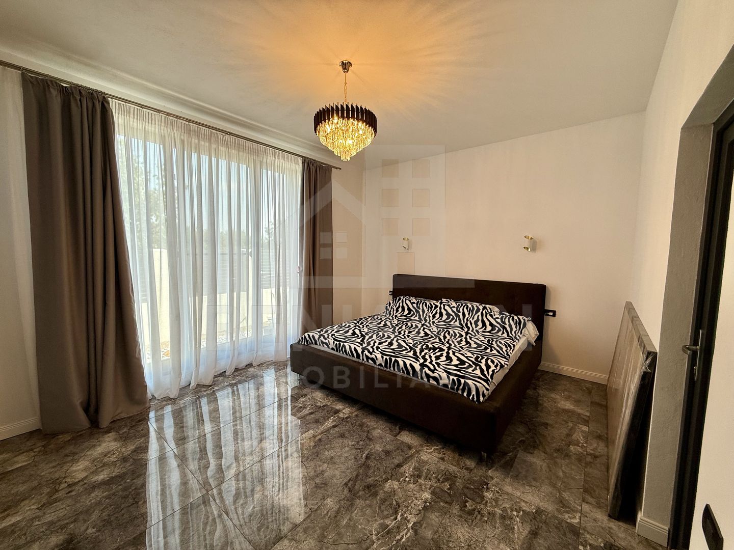 Casa parter lux - materiale premium - 214mp - 635mp teren - Metro - Poză 6