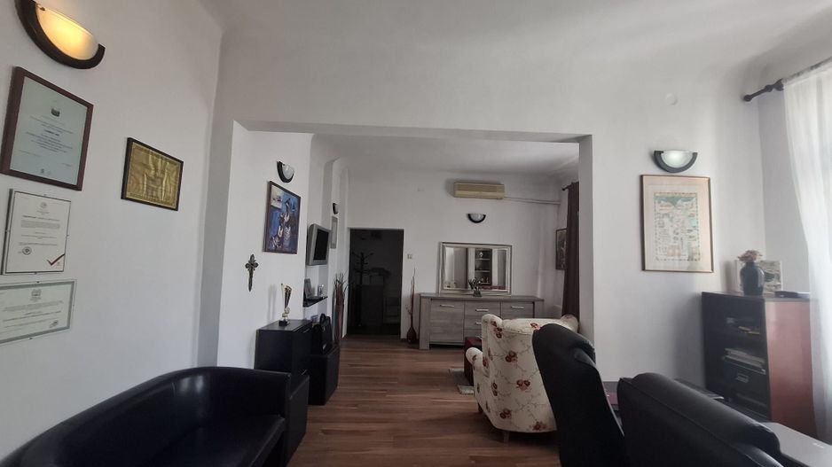 URGENT!, APARTAMENT TIP duplex in vila CONSOLIDATA, liber,  NEGOCIABIL - Poză 3