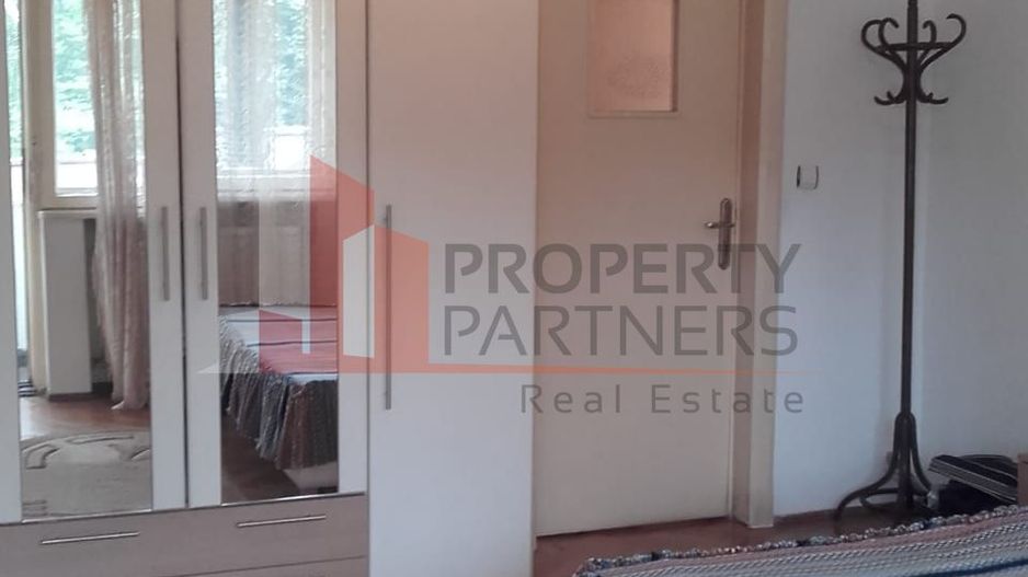 Apartament 3 camere, Bd. Carol I, vizavi de Hotel Montana, centrul Sinaiei - Poză 8