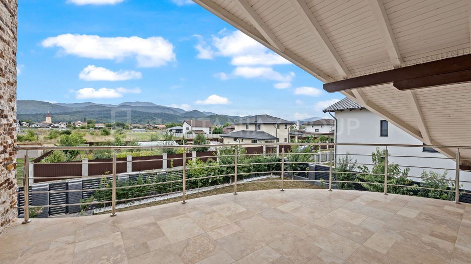 Vila cu arhitectura deosebita, teren 636mp, Cristian, Brasov - Poză 7