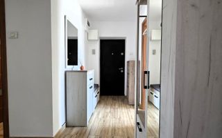 Apartament 3 camere, 81 mp, renovat 2019 – spațios, luminos - Poză 11