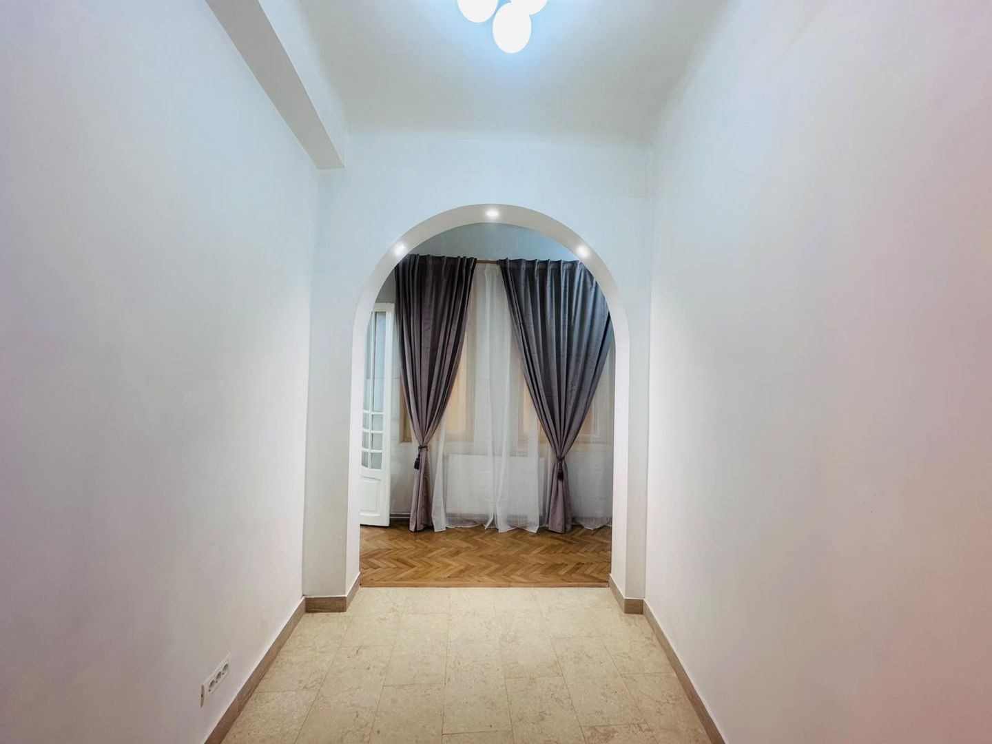 Studio | Zona Armeneasca - Mosilor - Poză 3