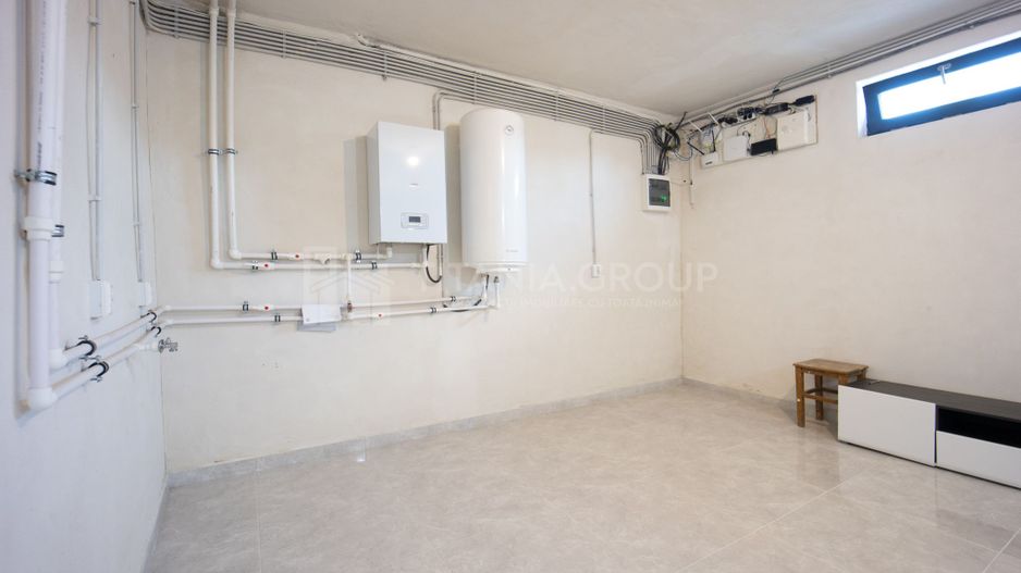 Prestigiu si eleganta! Proprietate de LUX, cu garaj si piscina -Harman - Poză 29