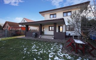 Rezervat/Zona Centrala/Casa Spatioasa/Mobilata Utilata - Poză 3