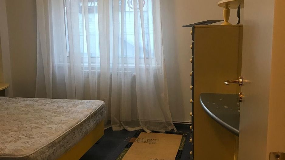 Apartament spatios cu o pozitie ideala - Poză 4