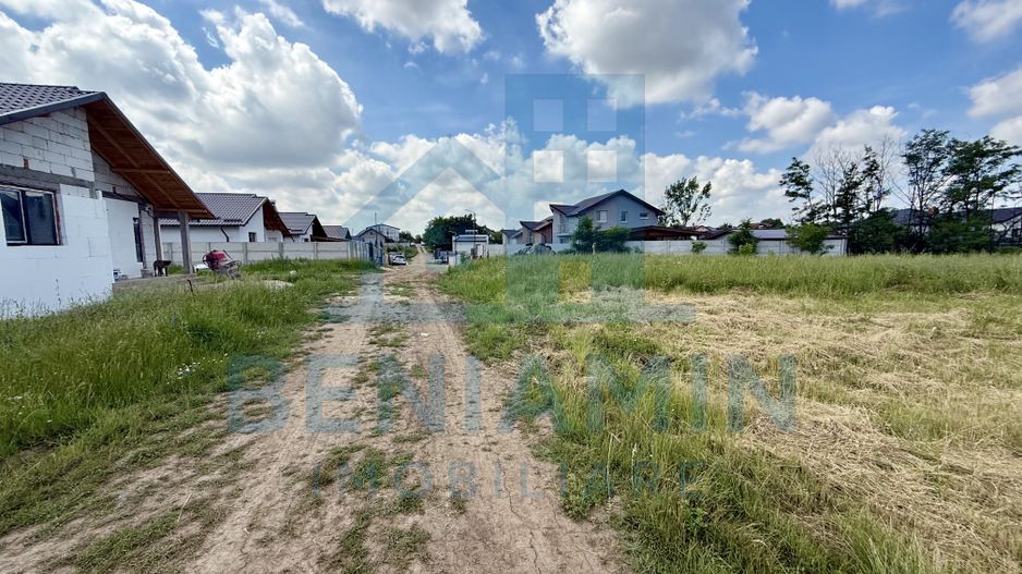 Teren Intravilan cu Autoriztie de Constructie Valabila-Albesti - Poză 8