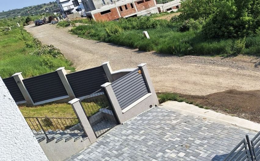 Casa Moara de Vant cu vedere superba spre lac si padure in zona SRU - Poză 7