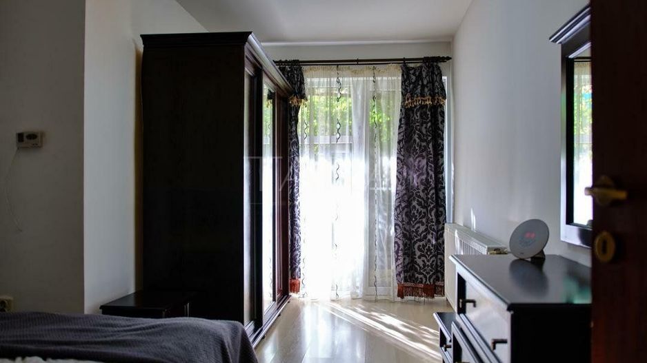 Apartament modern,  complet mobilat și utilat, zonă excelentă. - Poză 7