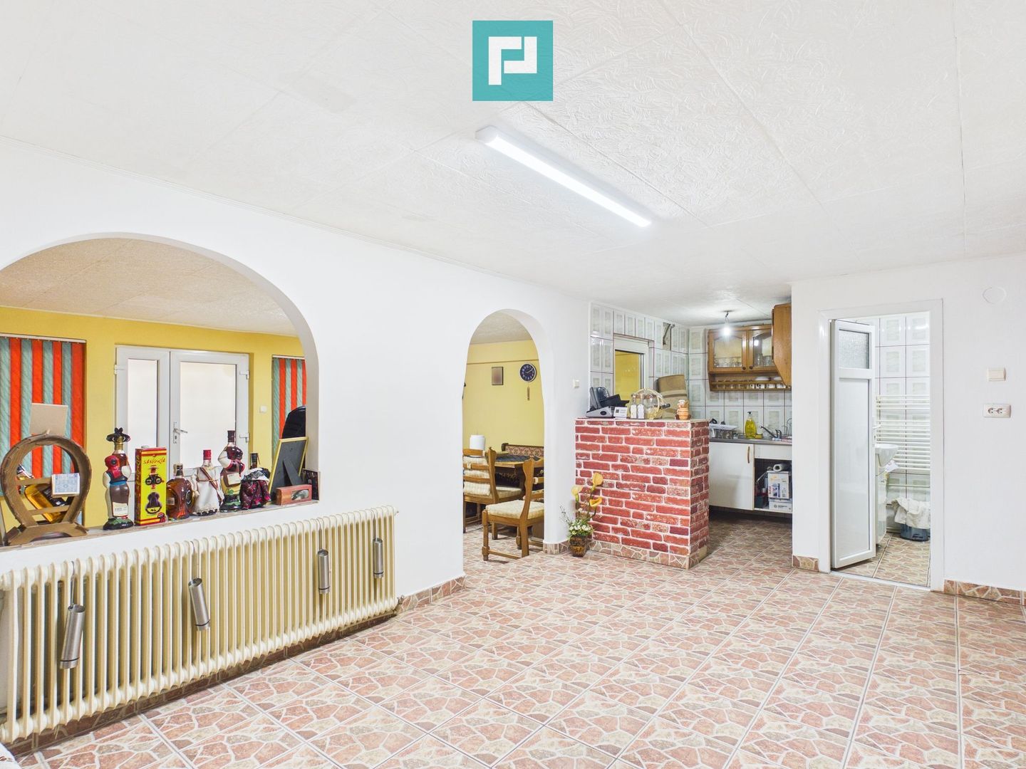 Casă la preț de apartament zona 3 Insule - Poză 2