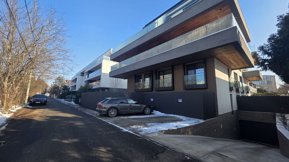 4 camere devanzare Iancu Nicolae Cambrige School parcare subterana lux - Poză 31