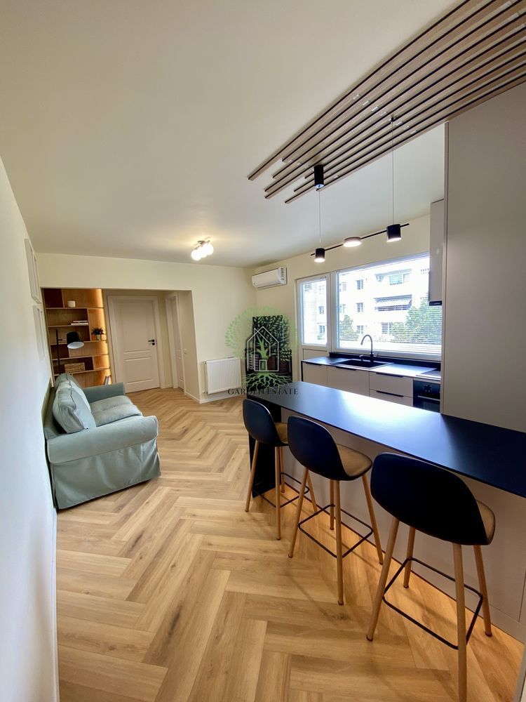 Apartament 3 camere, Brancus - Poză 1