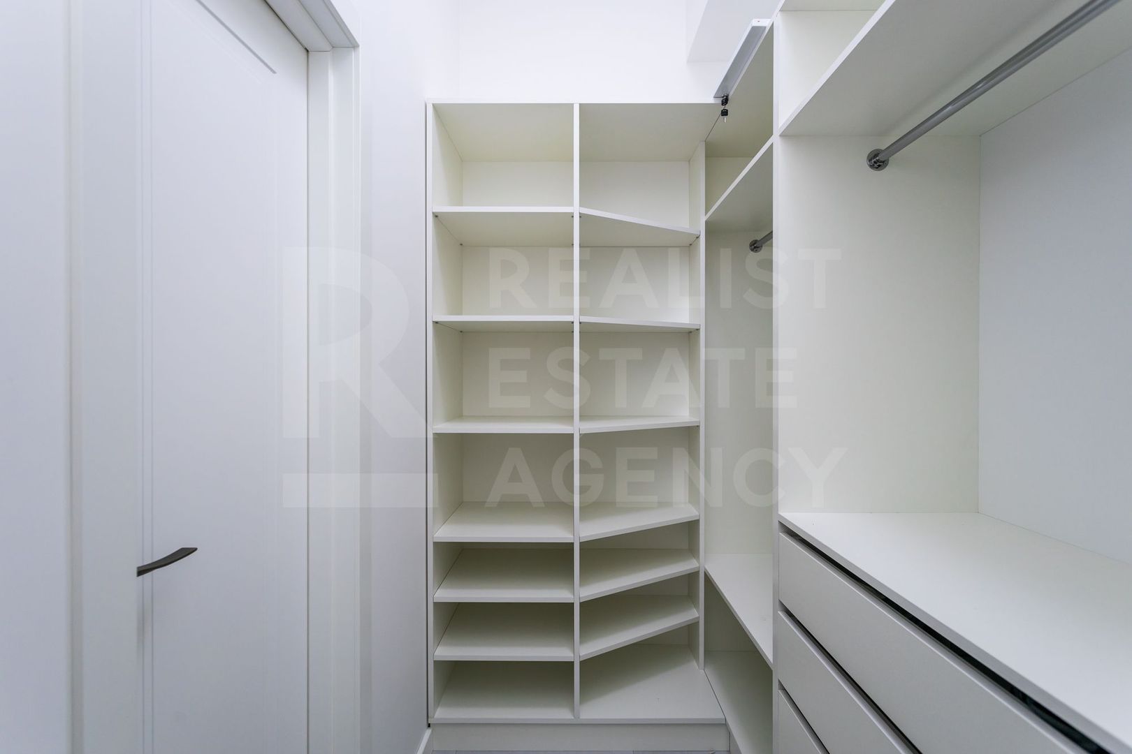 Chirie, apartament, 1 cameră + living, strada Mihai Eminescu, Centru - Poză 8