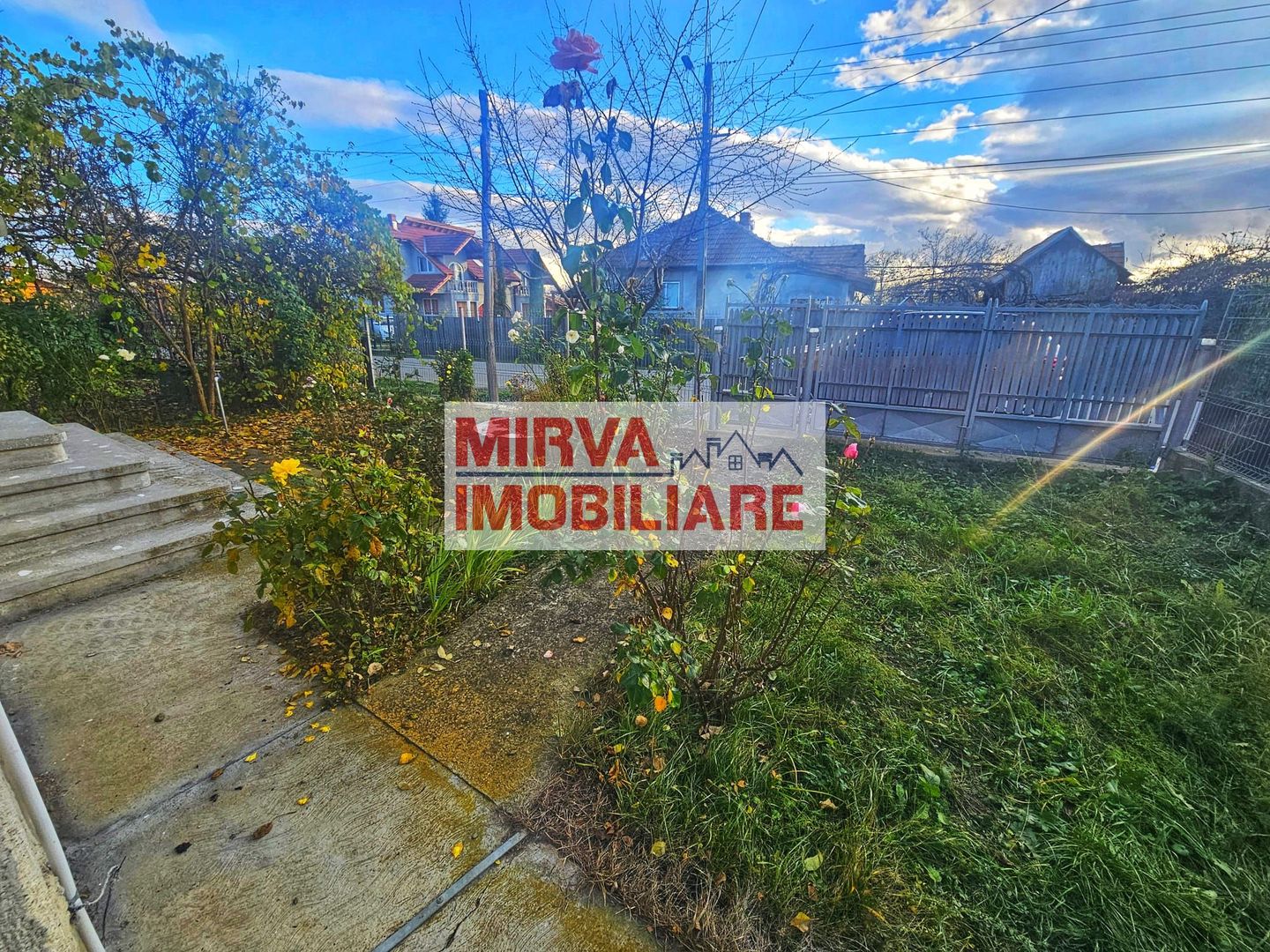 Exclusivitate! Casă cu teren generos în Sat Olteni, Com.Teișani - Poză 4